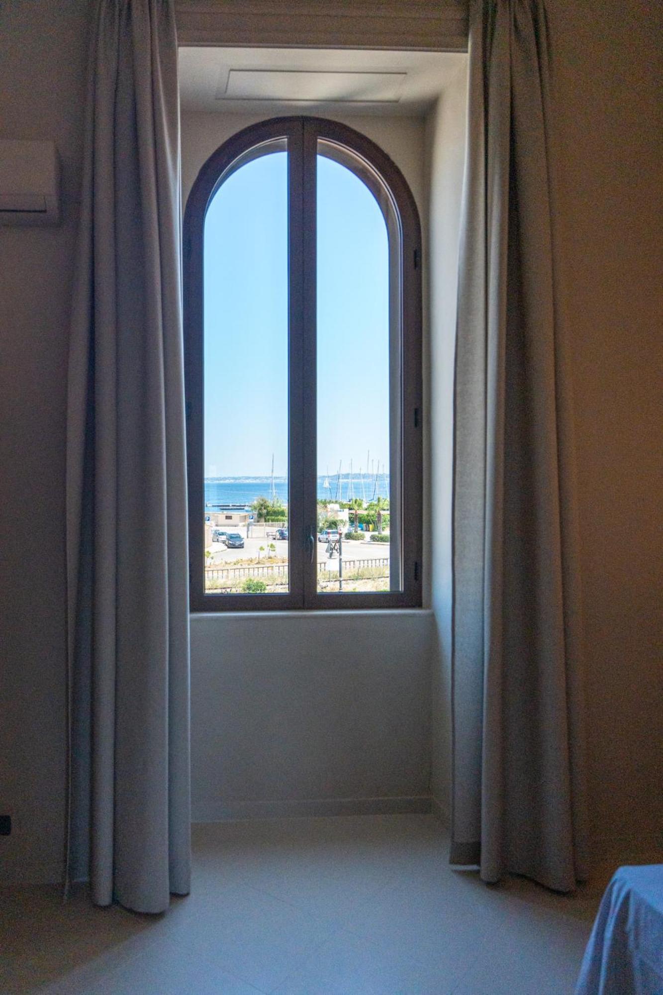 Palazzo Vergine - By Inside Salento Gallipolli Exteriör bild